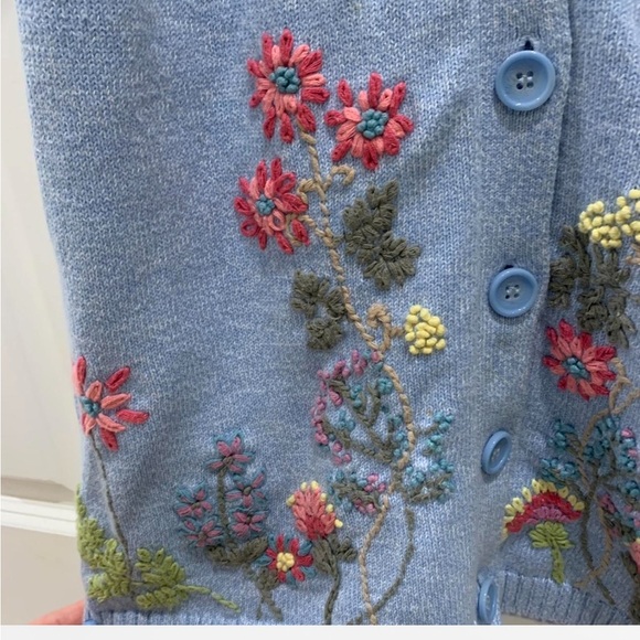 Appleseed's Light Blue Vest with Floral Embroidery - Picture 4 of 6